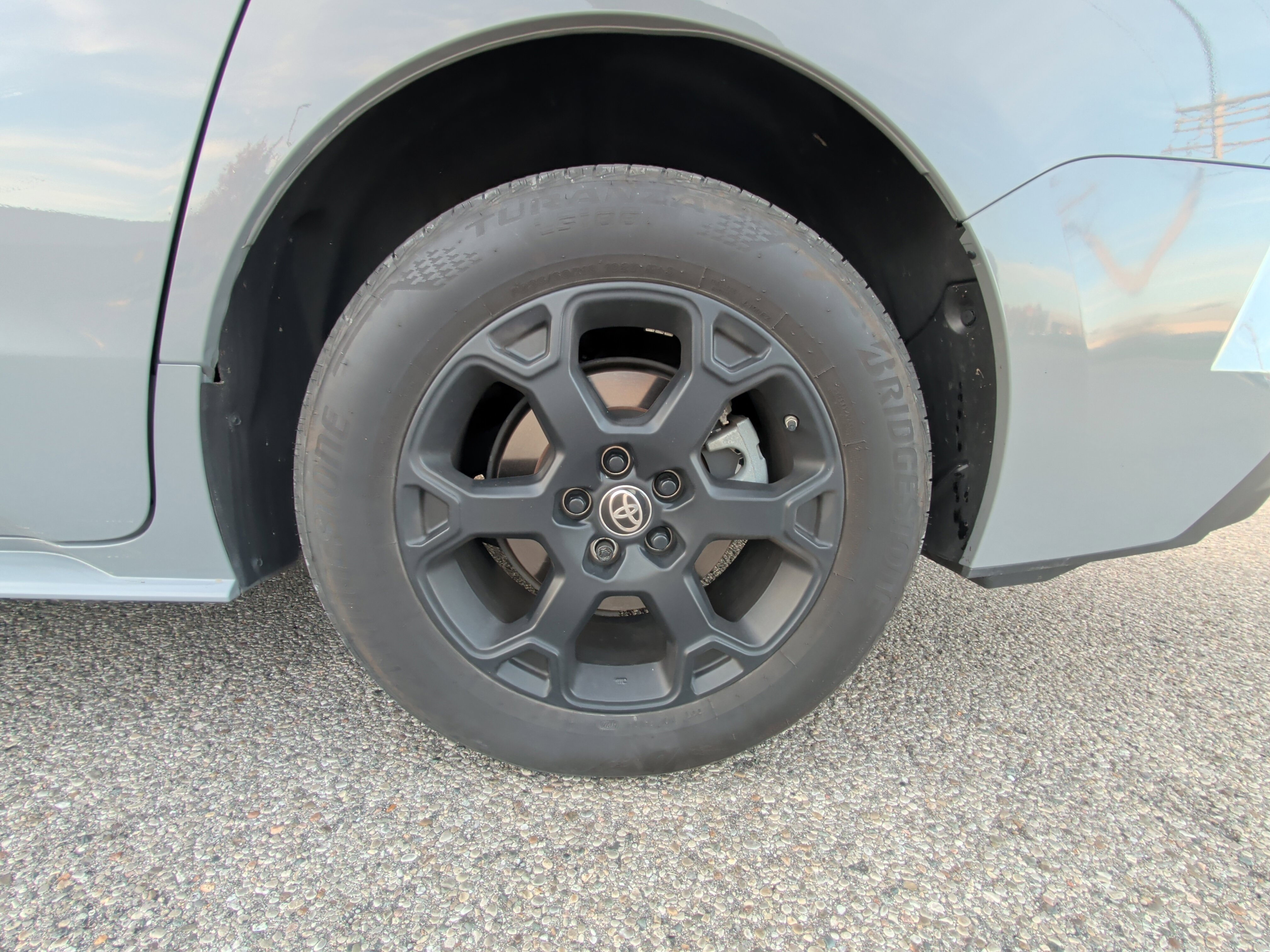 Used 2025 Toyota Sienna XLE Woodland Edition AWD/4WD image 9