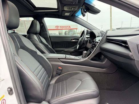 Certified 2019 Toyota Avalon Touring w/ Advanced Safety Package FWD image 13