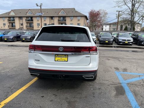 New 2025 Volkswagen Atlas SE AWD/4WD image 7