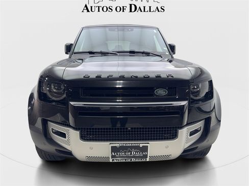 Used 2025 Land Rover Defender 110 S image 3