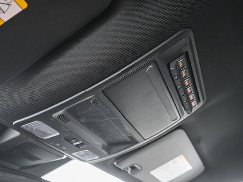 New 2025 Ford Ranger Raptor image 32