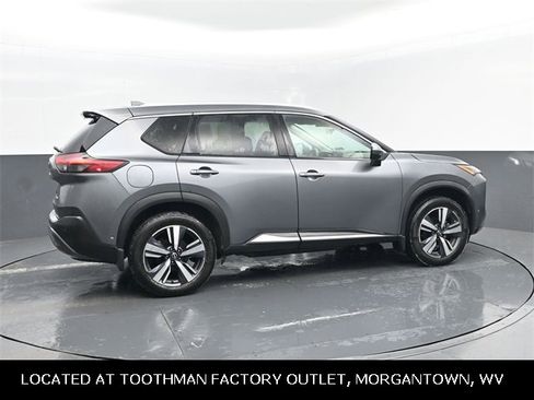 Used 2023 Nissan Rogue SL w/ SL Premium Package image 23