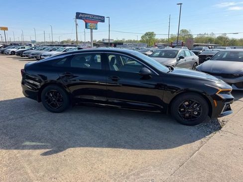 New 2026 Kia K5 LXS FWD image 2