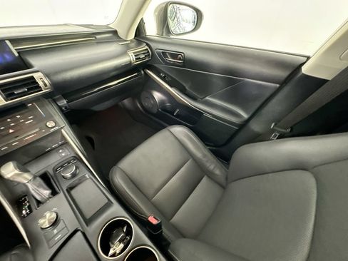 Used 2016 Lexus IS 300 AWD w/ Premium Package image 11