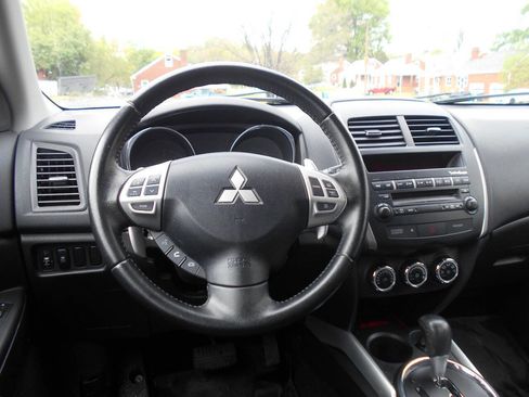 Used 2013 Mitsubishi Outlander Sport SE image 11