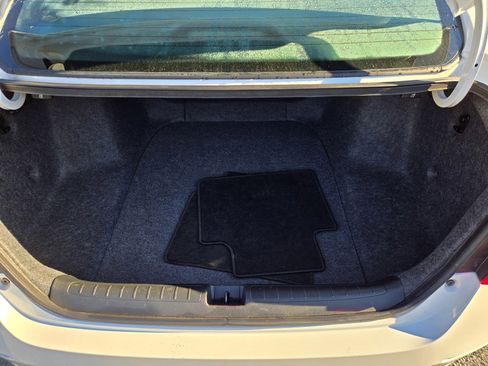 Used 2018 Honda Accord Sport image 27