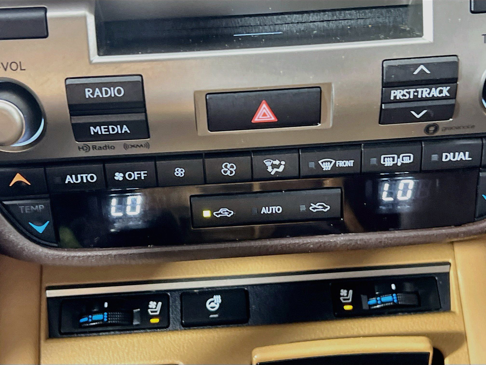 Used 2018 Lexus ES 350 w/ Premier Package FWD image 26