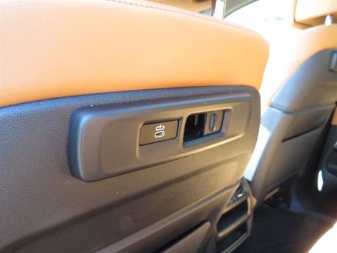 Used 2023 BMW X5 xDrive45e w/ Luxury Seating Package image 23