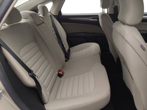 Used 2018 Ford Fusion S image 19