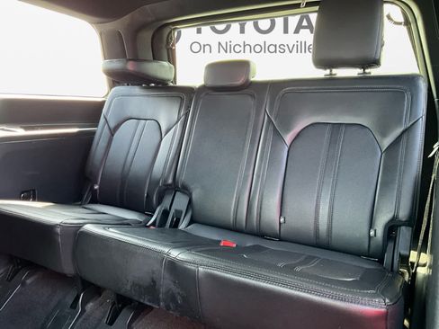 Used 2020 Ford Expedition Limited AWD/4WD image 24