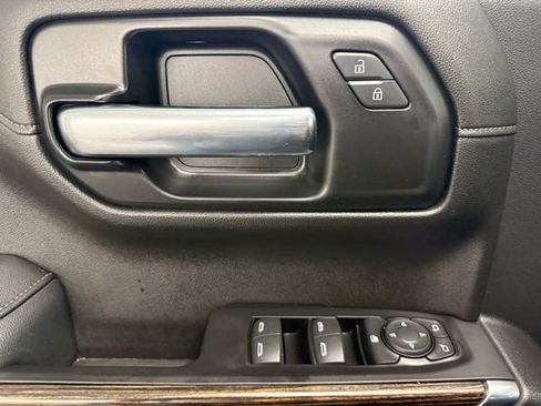 Used 2020 GMC Sierra 1500 Elevation w/ Elevation Value Package image 30