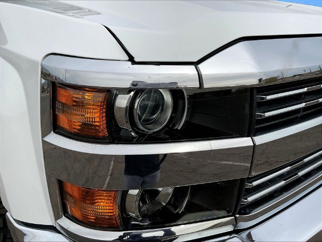Used 2016 Chevrolet Silverado 2500 LT w/ LT Convenience Package AWD/4WD image 32
