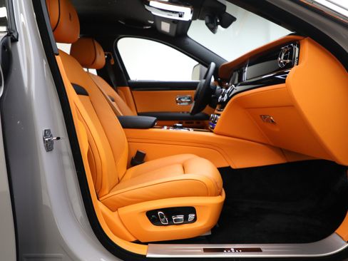 Certified 2023 Rolls-Royce Ghost w/ Ghost Package image 35