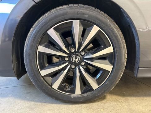 Certified 2022 Honda Civic EX image 11