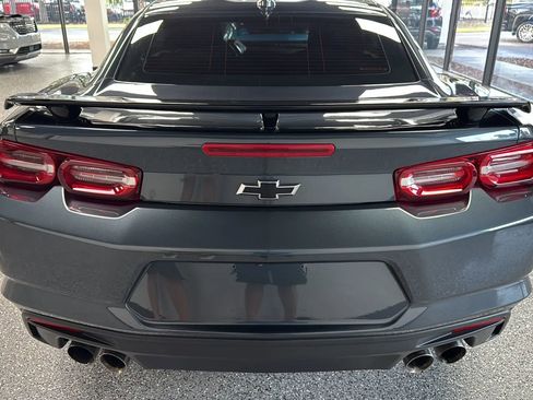Used 2022 Chevrolet Camaro LT w/ Technology Package image 6