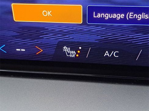 Certified 2024 Chevrolet Traverse LT w/ Trailering Package image 15