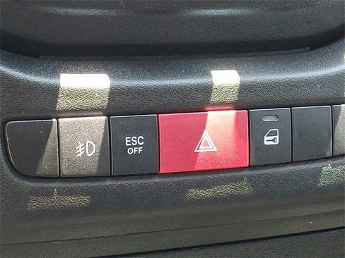 Used 2021 RAM ProMaster 2500 w/ Convenience Group image 31