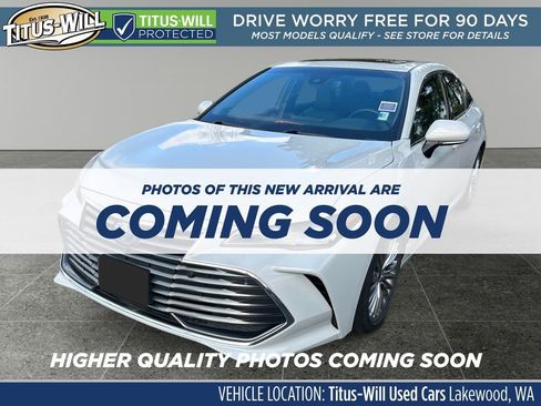 Used 2022 Toyota Avalon Limited w/ Advanced Safety Package image 2