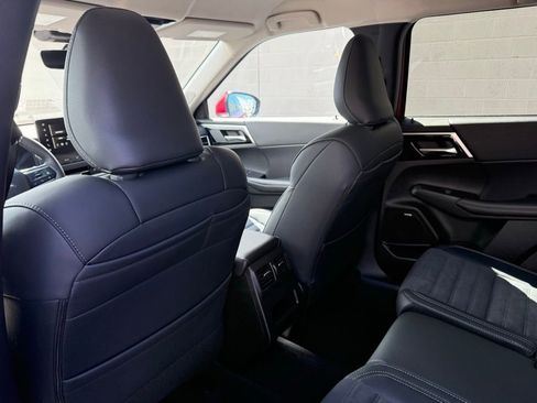 New 2026 Mitsubishi Outlander SE AWD/4WD image 22