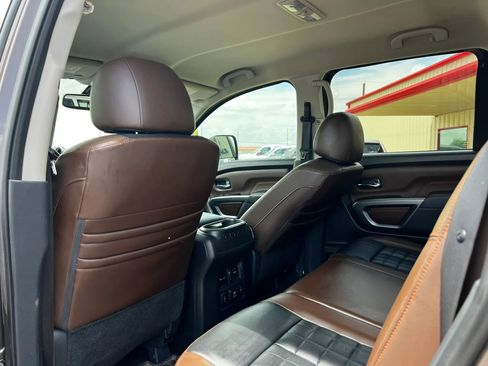 Used 2018 Nissan Titan Platinum Reserve w/ Platinum Utility Package AWD/4WD image 26