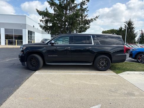 Used 2016 Chevrolet Suburban LTZ RWD image 9