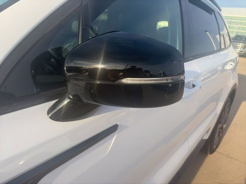 Used 2022 Kia Sorento X-Line EX image 23