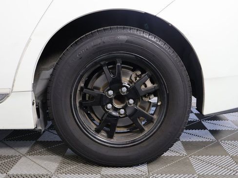 Used 2013 Toyota Prius Four w/ Deluxe Solar Roof Pkg image 14