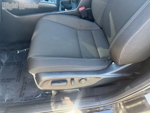 Used 2024 Honda CR-V EX image 13