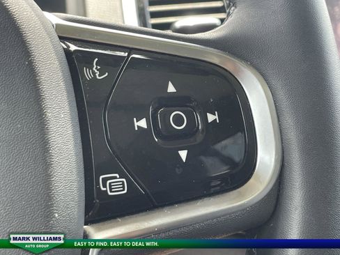 Used 2023 Volvo XC90 T8 Plus image 17