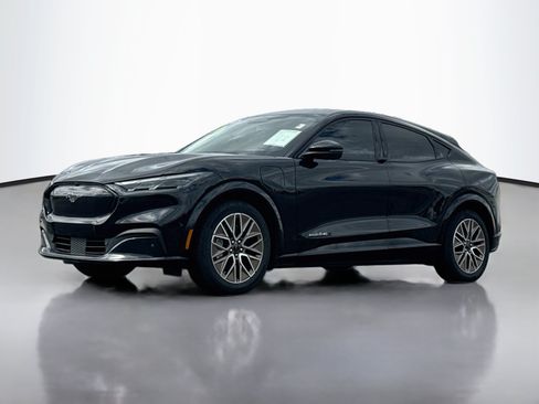 Used 2024 Ford Mustang Mach-E Premium AWD/4WD image 3