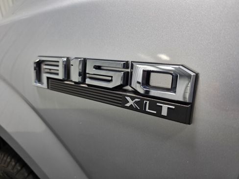 Used 2019 Ford F150 XLT w/ Equipment Group 302A Luxury AWD/4WD image 6