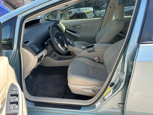 Used 2012 Toyota Prius Three FWD image 4
