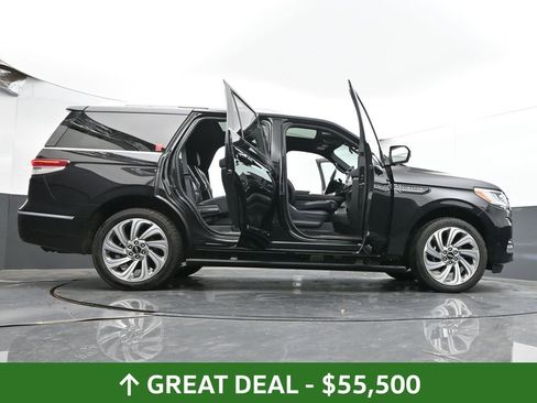 Used 2024 Lincoln Navigator Premiere image 76