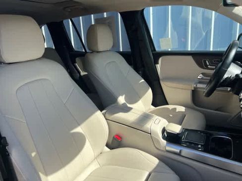 Certified 2023 Mercedes-Benz GLB 250 image 21