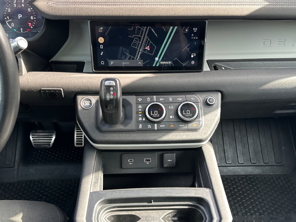 Used 2020 Land Rover Defender 110 S AWD/4WD image 22