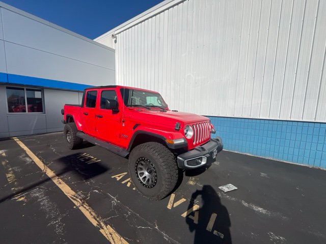 Used 2020 Jeep Gladiator Overland AWD/4WD image 2