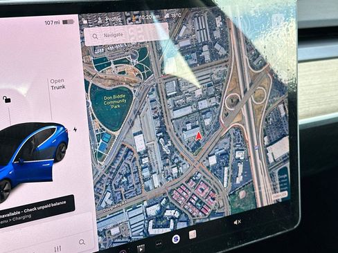 Used 2018 Tesla Model 3 Mid Range image 18