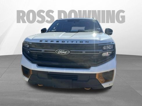 Used 2025 Ford Expedition Tremor AWD/4WD image 2