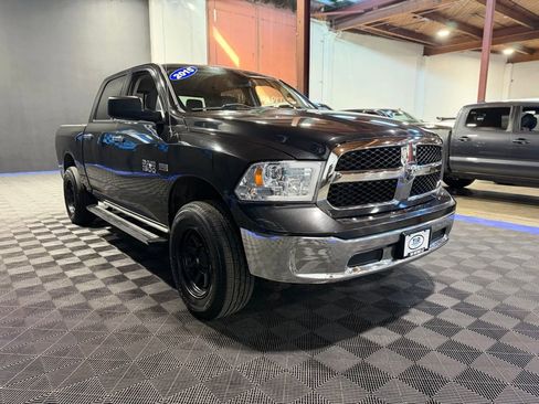 Used 2015 RAM 1500 Classic SLT image 6