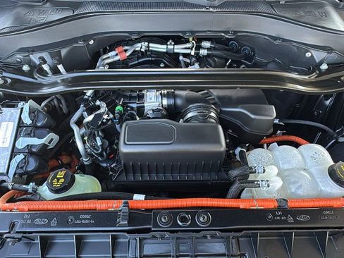 Certified 2022 Ford Explorer Limited w/ Hybrid Equipment Group 310A image 26