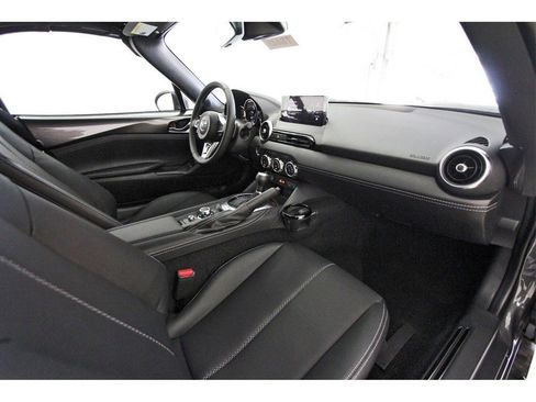 Used 2025 MAZDA MX-5 Miata Grand Touring image 10