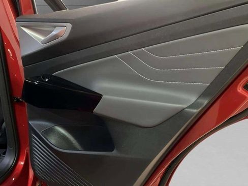 Used 2024 Volkswagen ID.4 S image 76