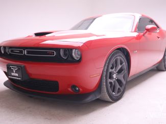 Used 2019 Dodge Challenger R/T image 1