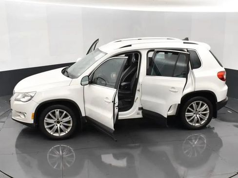 Used 2009 Volkswagen Tiguan SEL image 7