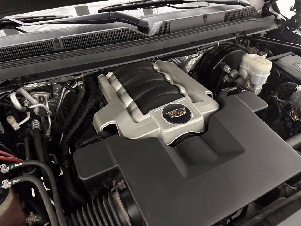 Used 2018 Cadillac Escalade ESV Platinum AWD/4WD image 75