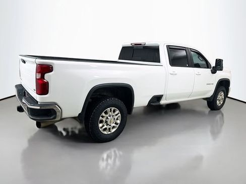 Used 2024 Chevrolet Silverado 3500 LT w/ Convenience Package image 9