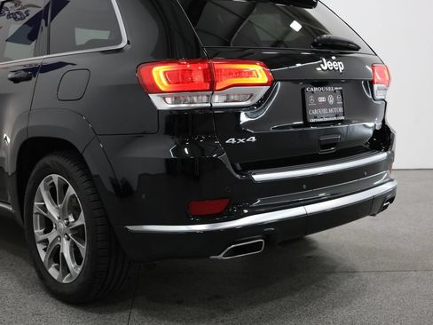 Used 2019 Jeep Grand Cherokee Summit w/ Platinum Series Group AWD/4WD image 10