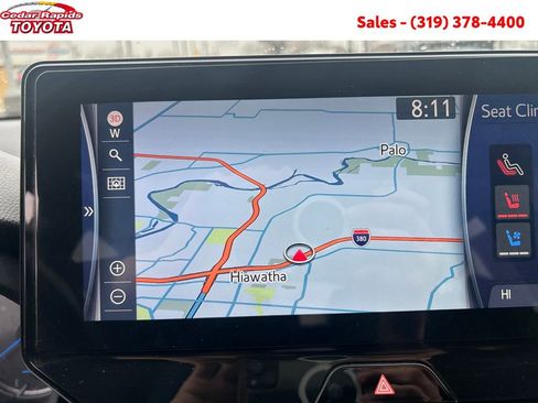 Certified 2021 Toyota Venza XLE w/ Softex Package image 18