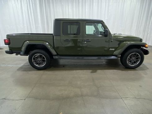 Used 2022 Jeep Gladiator Overland w/ Popular Equipment Package image 3