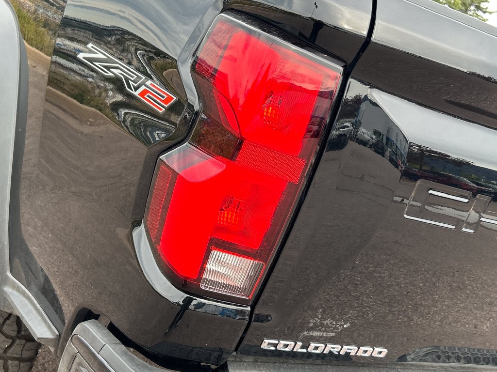 New 2026 Chevrolet Colorado ZR2 w/ Technology Package AWD/4WD image 28